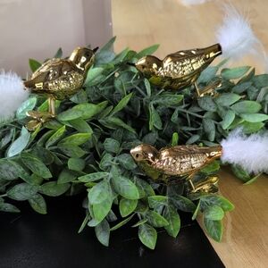Jaclyn Smith Vintage Gold Bird Ornaments with White Feathers